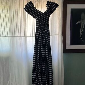 Maternity/ breastfeeding dress